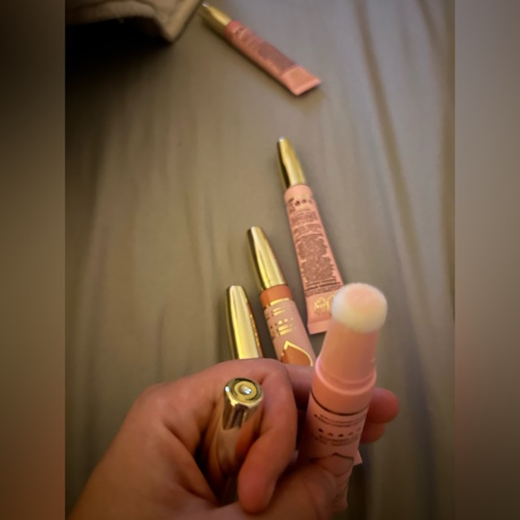 P.Louise highlighter wands bundle - Picture 5 of 9